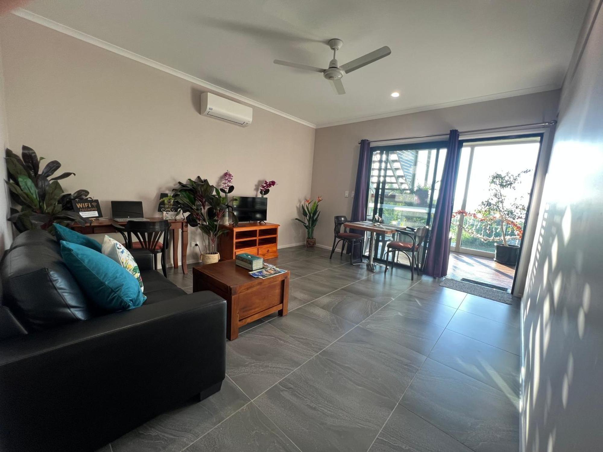 The Orchid Suite - Apartment In คุกทาวน์ ภายนอก รูปภาพ